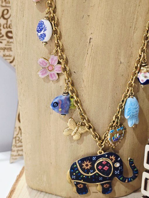 COLLIER