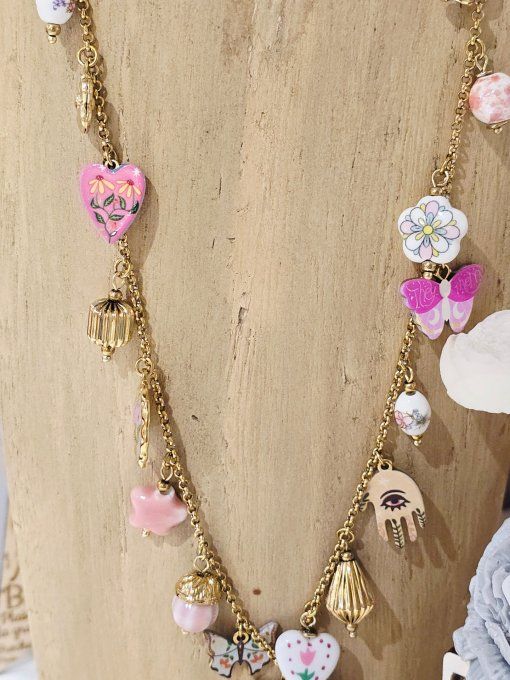 COLLIER