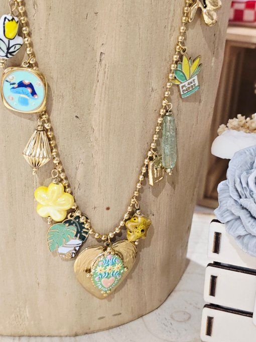 COLLIER
