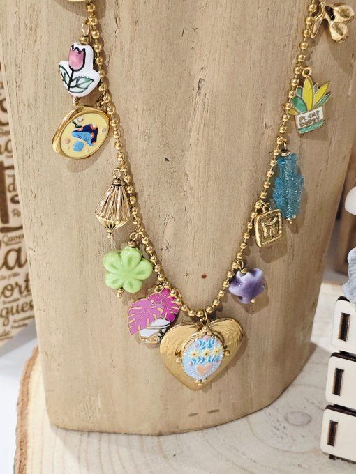 COLLIER