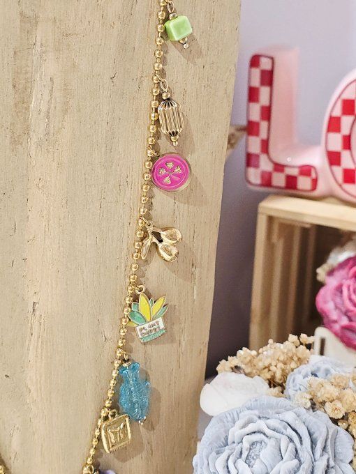 COLLIER