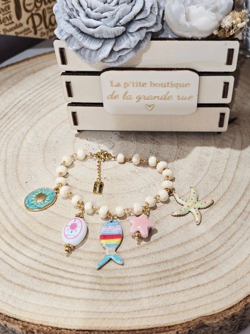 BRACELET