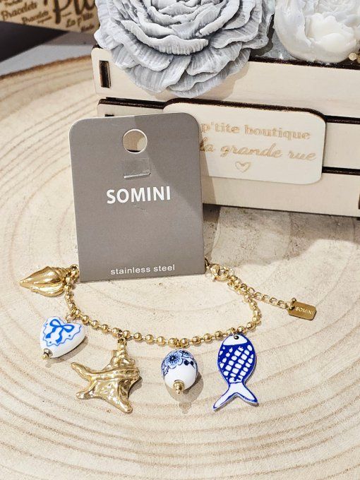 BRACELET