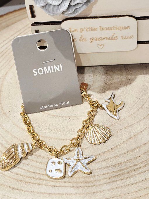 BRACELET