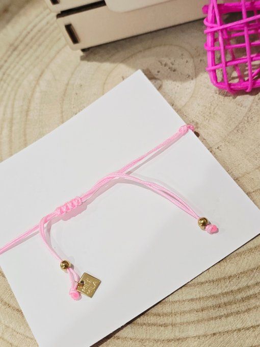 BRACELET