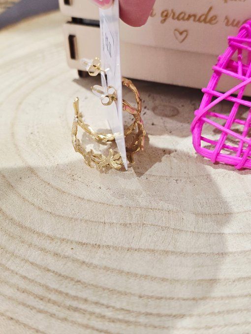 BOUCLES D'OREILLES