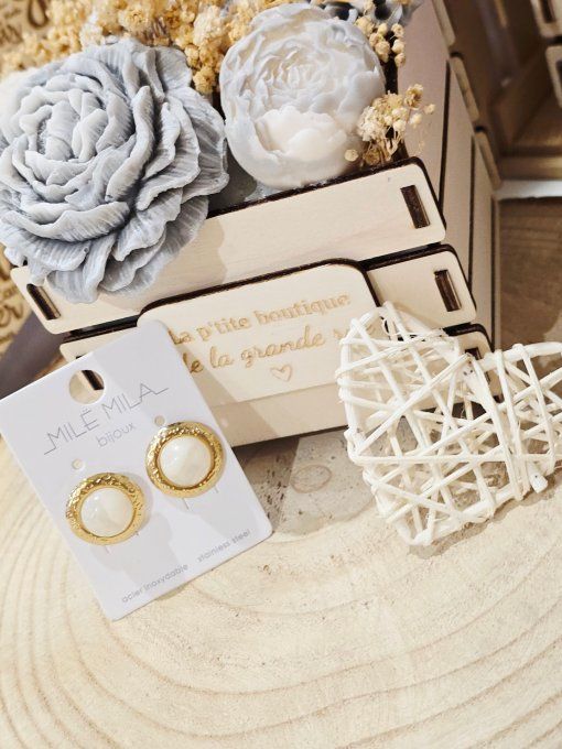 BOUCLES D'OREILLES