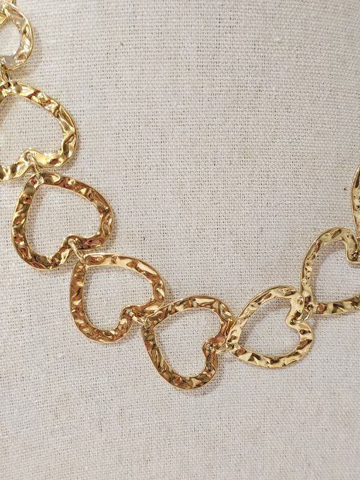 COLLIER