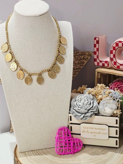 COLLIER