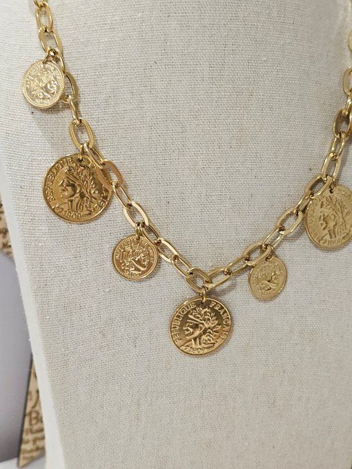 COLLIER