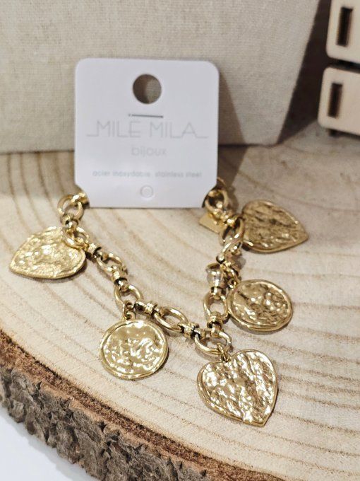 BRACELET