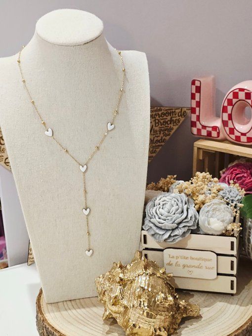 COLLIER