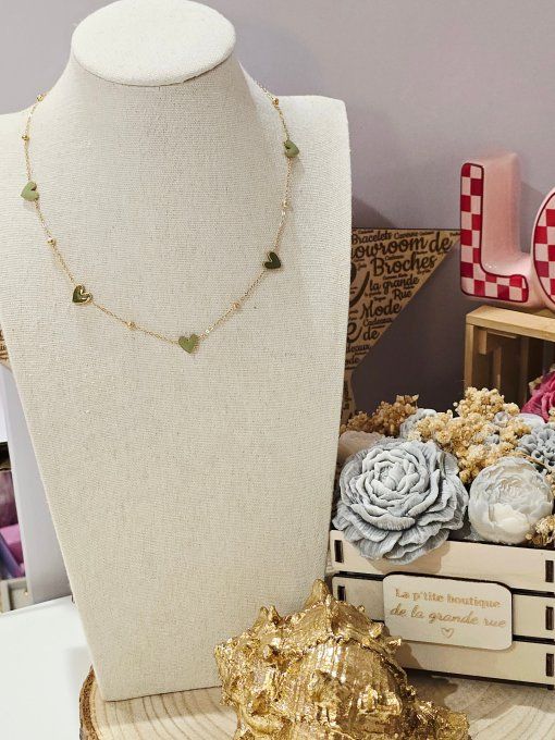 COLLIER