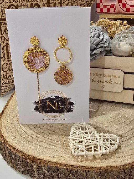 BOUCLES D'OREILLES