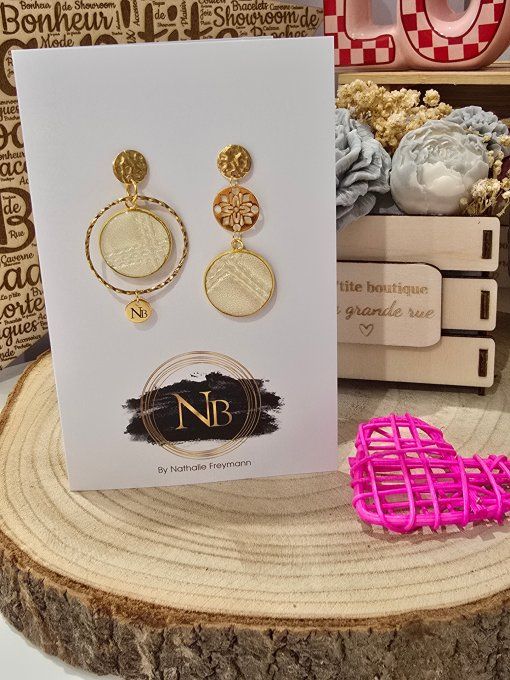 BOUCLES D'OREILLES