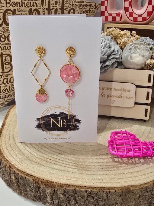 BOUCLES D'OREILLES