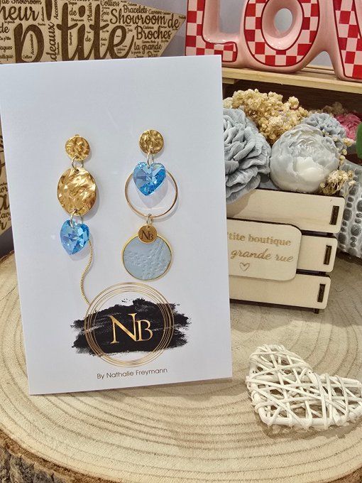 BOUCLES D'OREILLES
