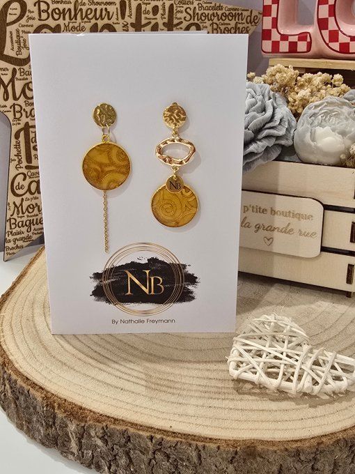 BOUCLES D'OREILLES