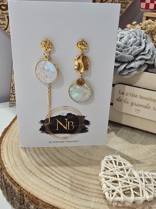 BOUCLES D'OREILLES