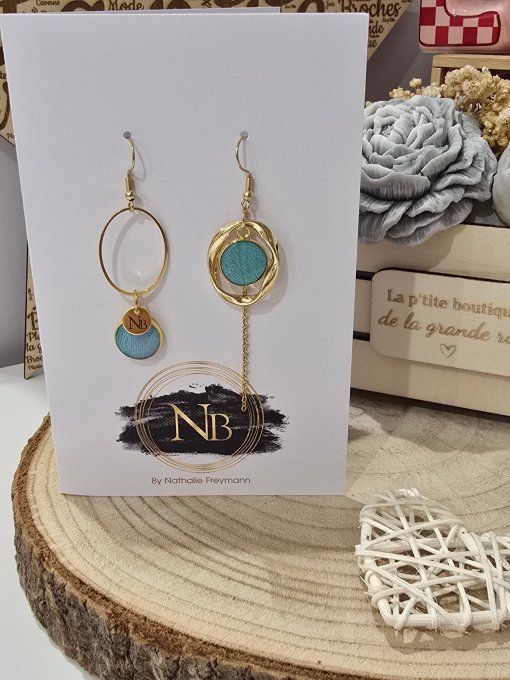 BOUCLES D'OREILLES