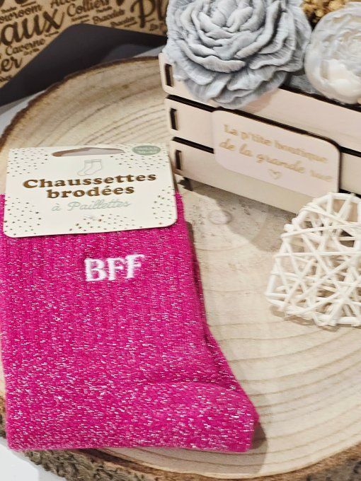 CHAUSSETTES