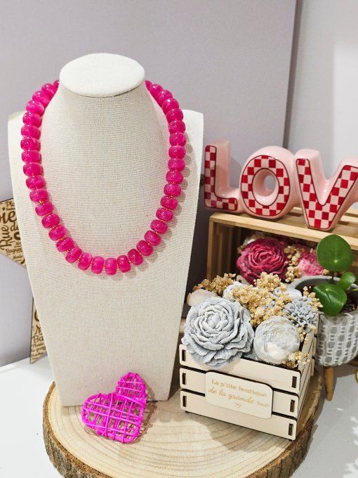COLLIER