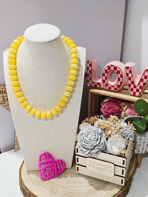 COLLIER