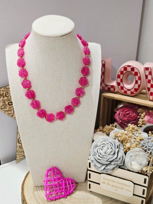 COLLIER