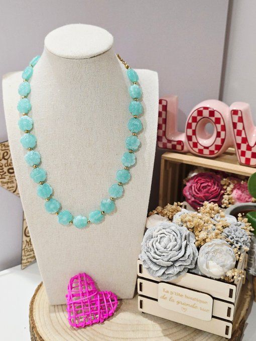COLLIER
