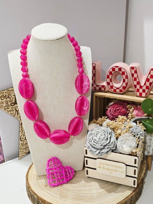 COLLIER