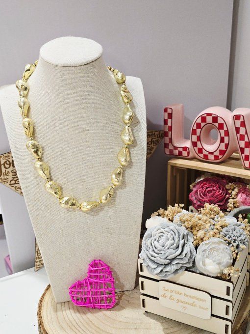 COLLIER