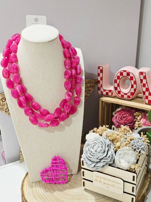 COLLIER