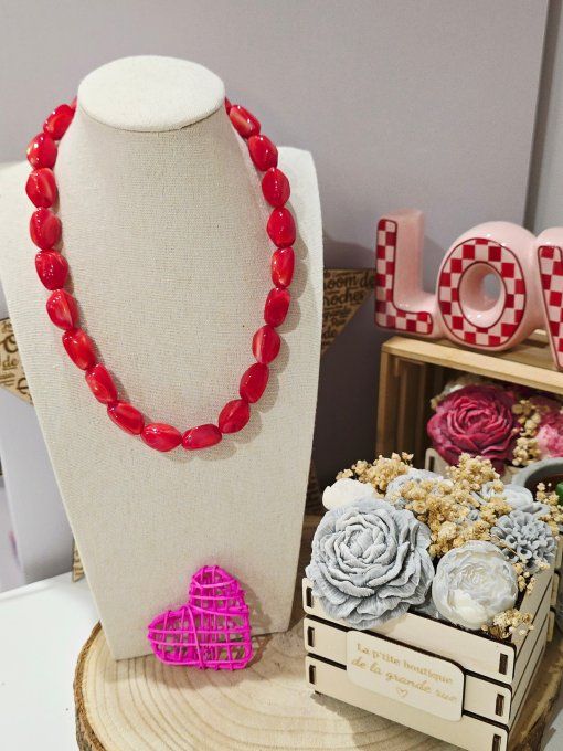 COLLIER