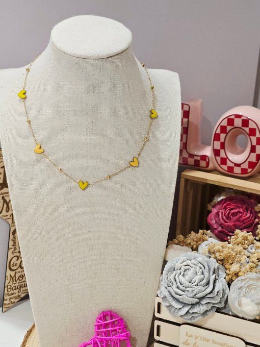 COLLIER