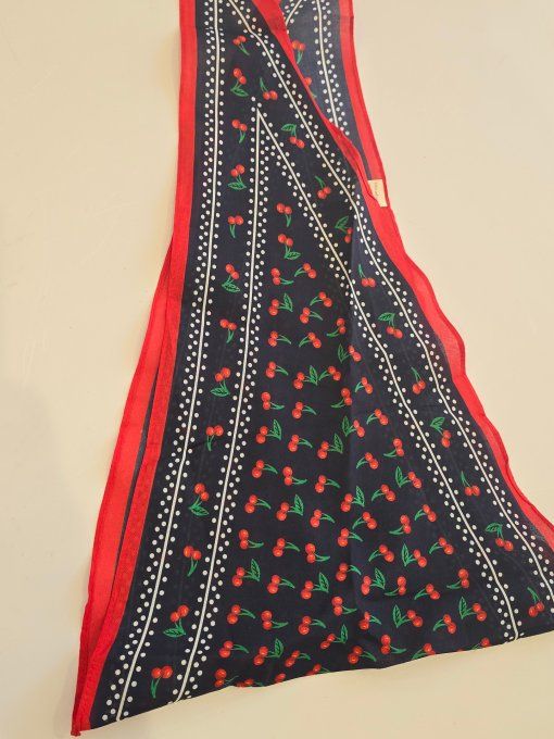 FOULARD TRIANGLE