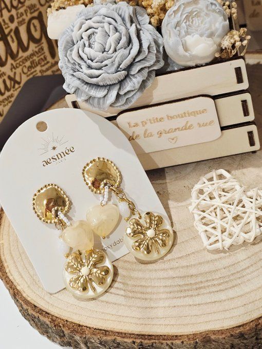 BOUCLES D'OREILLES