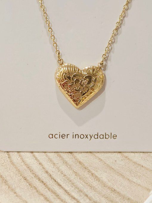 COLLIER
