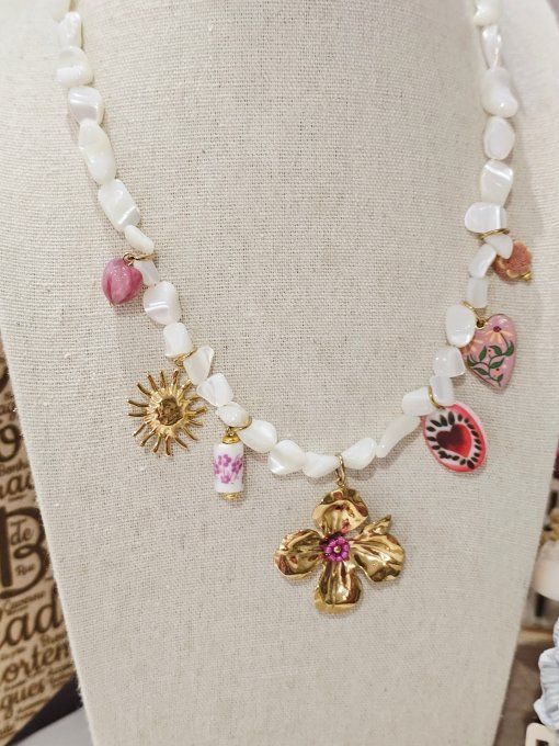 COLLIER