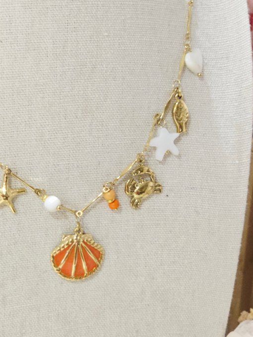 COLLIER