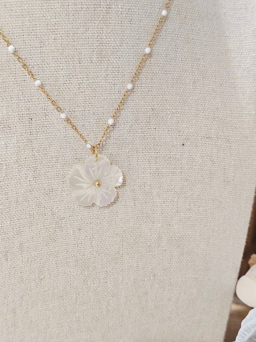 COLLIER