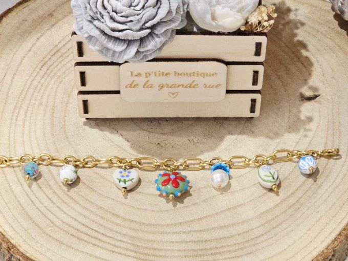 BRACELET
