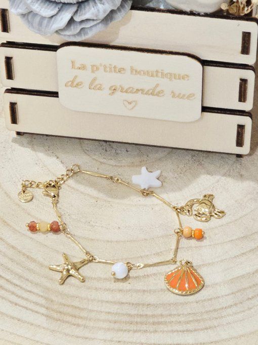 BRACELET