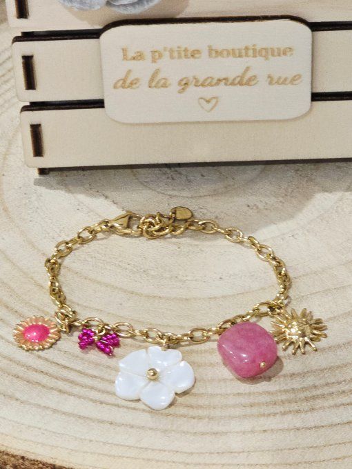 BRACELET