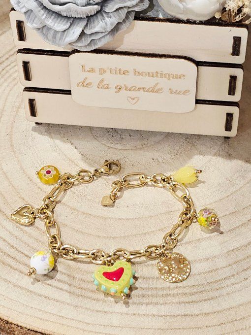 BRACELET