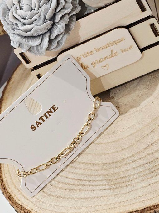 BRACELET