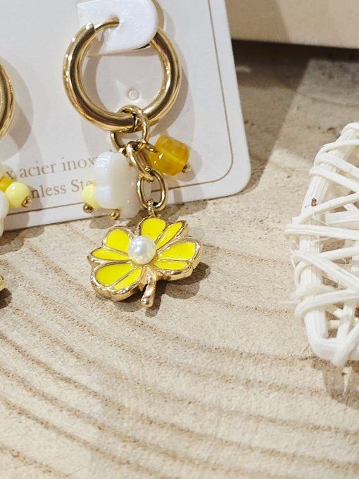 BOUCLES D'OREILLES