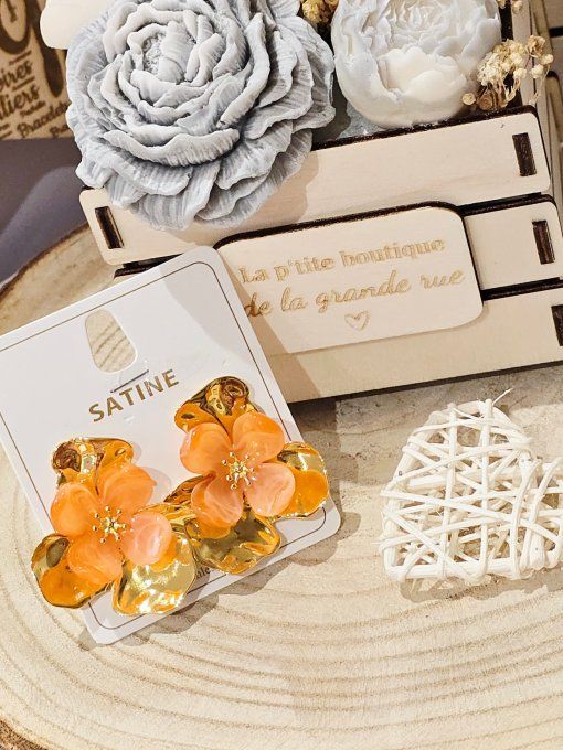 BOUCLES D'OREILLES