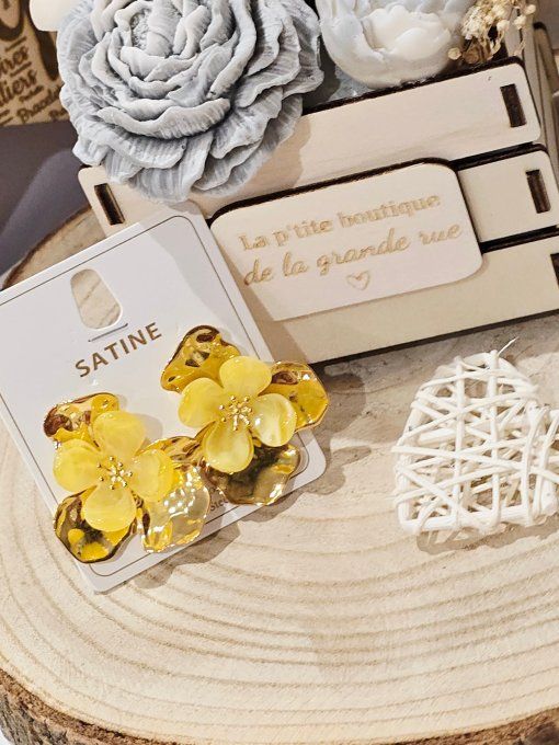BOUCLES D'OREILLES