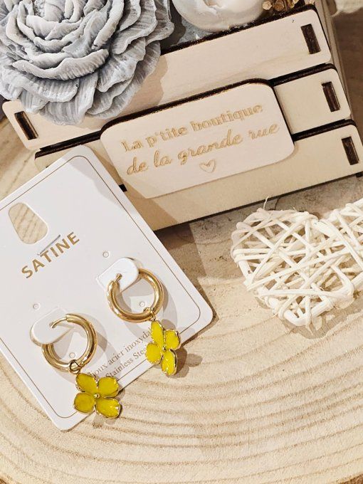BOUCLES D'OREILLES