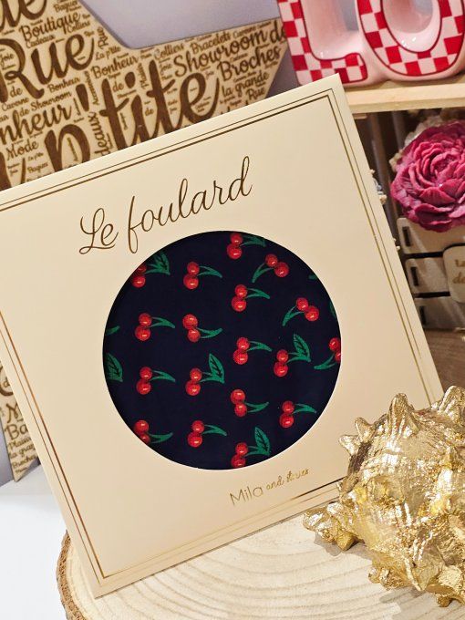 FOULARD TRIANGLE